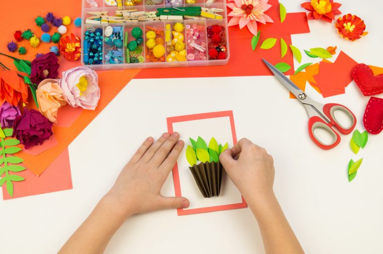 Activités Pour Enfant Pour Le Printemps ; Loisirs Creatifs dedans Atelier Bricolage Maternelle