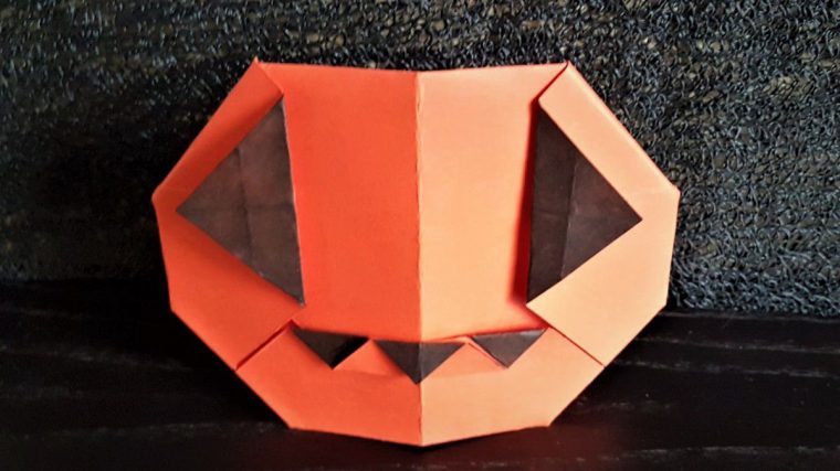 Citrouille Et Chauve-Souris D'halloween En Origami – Toc à Origami Chauve Souris