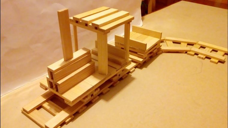 Construction] Train En Kapla – concernant Construction Facile Kapla