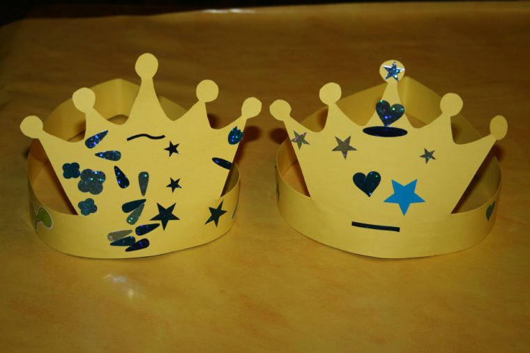 Couronnes Des Reines Et Des Rois – Les Lutins Créatifs destiné Bricolage Galette Des Rois