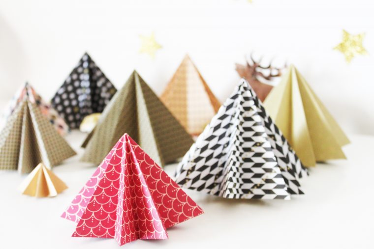 Diy :forêt De Sapins En Origami | La Fabricamania destiné Origami Sapin De Noel