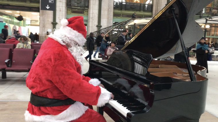 Florent Garcimore On Twitter: "découvrez Ma Vidéo Du Père serapportantà Petit Papa Noel Video