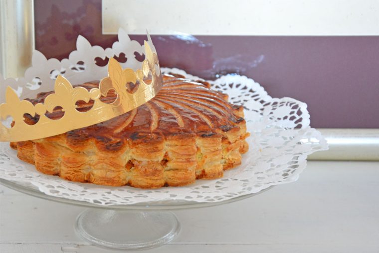 Galette Des Rois Französischer Dreikönigskuchen dedans Image De Galette Des Rois