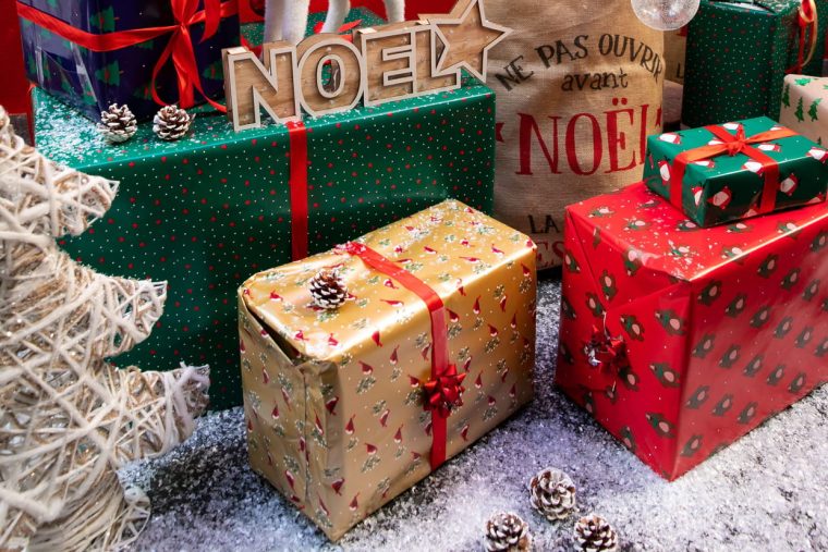 Joyeux Noël : Carte, Sms, Vidéos Des Idées De Vœux serapportantà Chanson De Noel En Chinois
