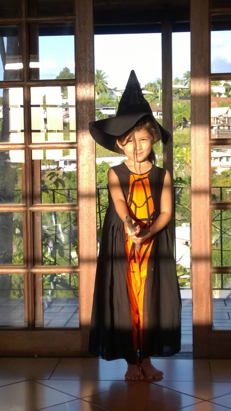 La Sorcière (Tambouille) Noémie – Haunuirama à La Sorciere Tambouille