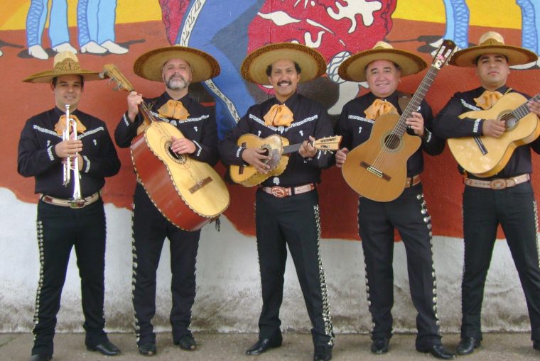 Les Mariachis Sont Des Musiciens Mexicains | Happy Birthday pour Musicien Mexicain