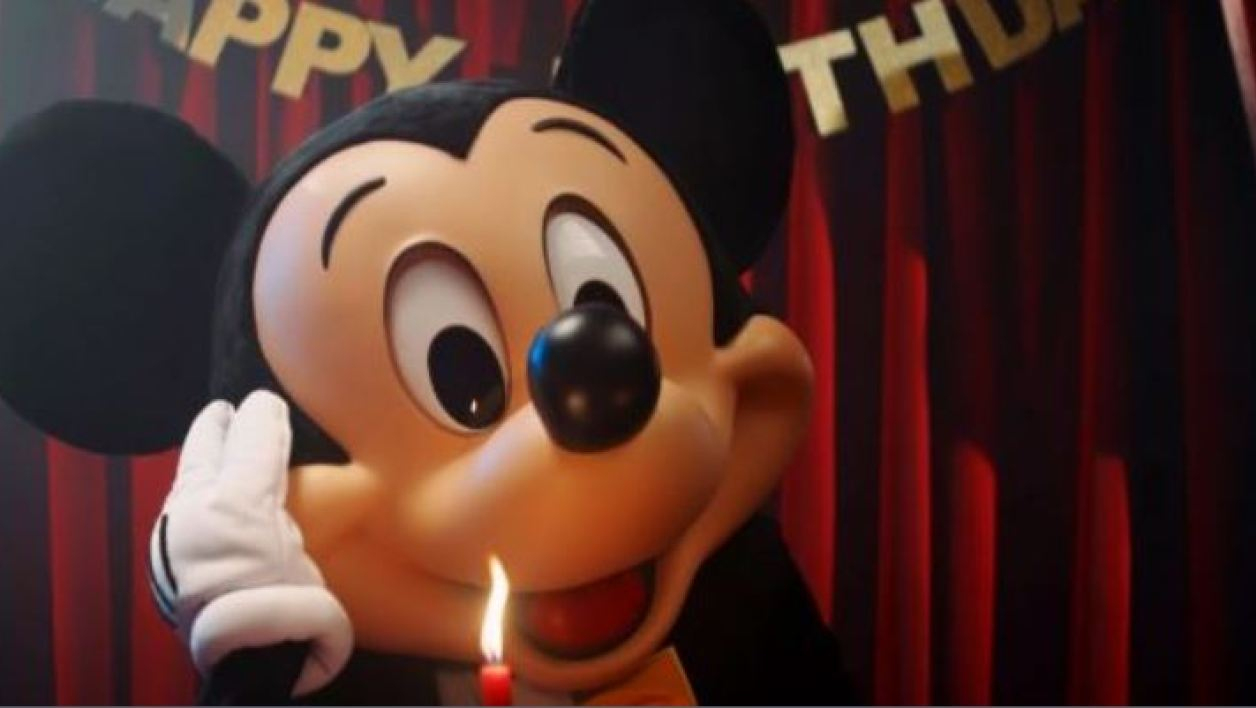 Mickey Mouse Fête Ses 90 Ans: De La Souris En Noir Et Blanc concernant Dessin Animé Avec Des Souris