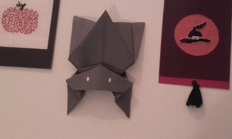 Origami : Chauve Souris – La Ruche À Idées à Origami Chauve Souris