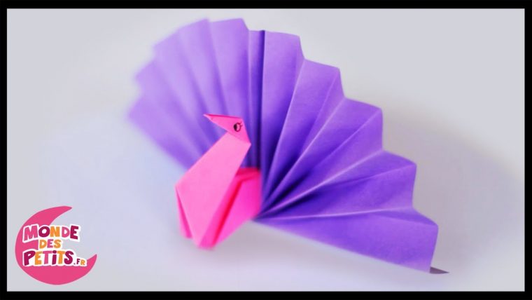 Origami: Le Paon En Papier Plié encequiconcerne Origami Facile A Faire En Français
