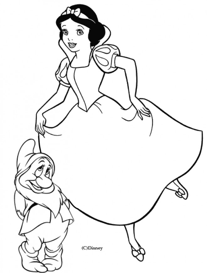 Coloriage Timide Le Nain Avec Blanche Neige Dessin Gratuit concernant Coloriage Blanche Neige A Imprimer Gratuit