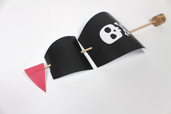 Construire Un Bateau Pirate | Diy C-Monetiquette pour Fabriquer Un Bateau Pirate