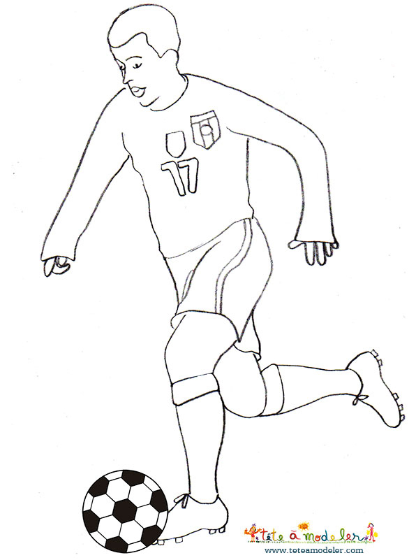 Dessin De Joueur De Foot (5) destiné Coloriage De Footballeur