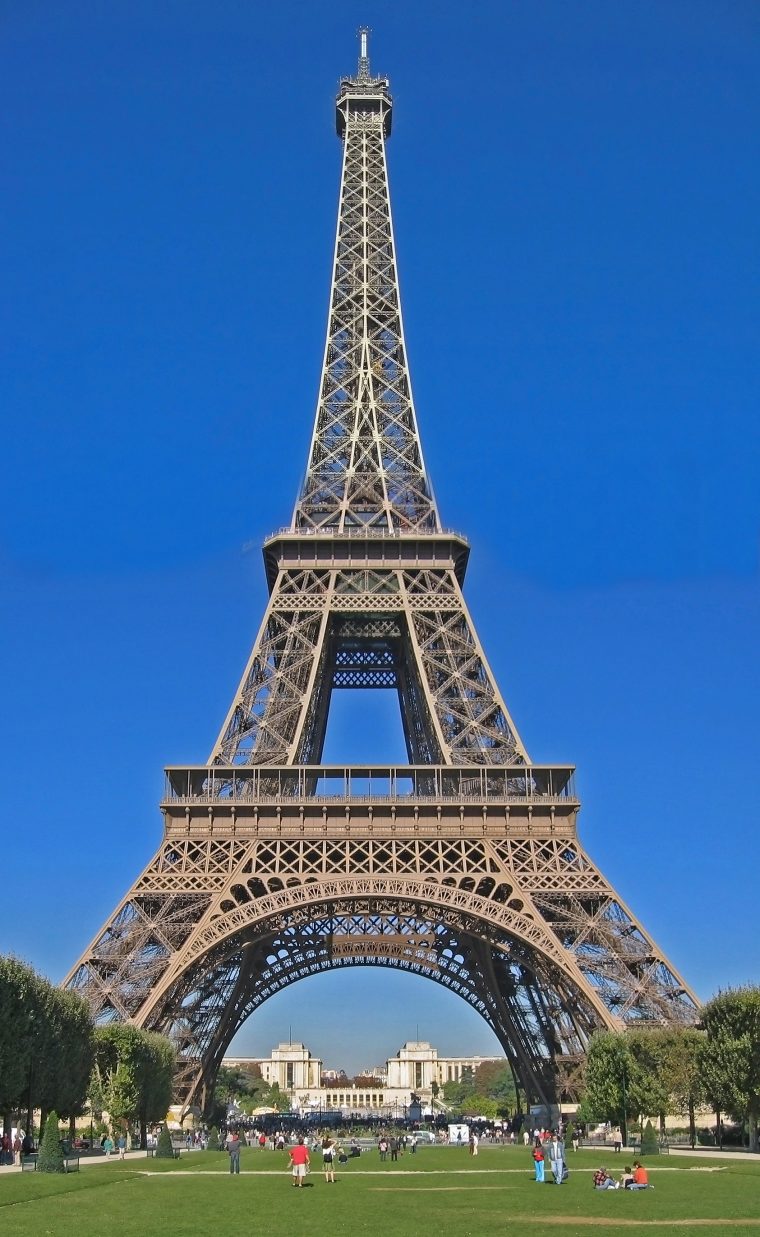 Eiffel Tower Day Sept | Free Images At Clker – Vector concernant Tour Eiffel À Imprimer