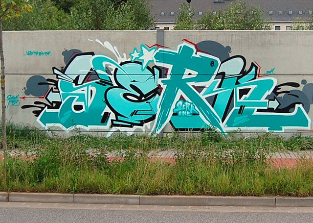 Idée Par Romain Boissieres Sur Street Art | Street Art intérieur Graffiti Romain
