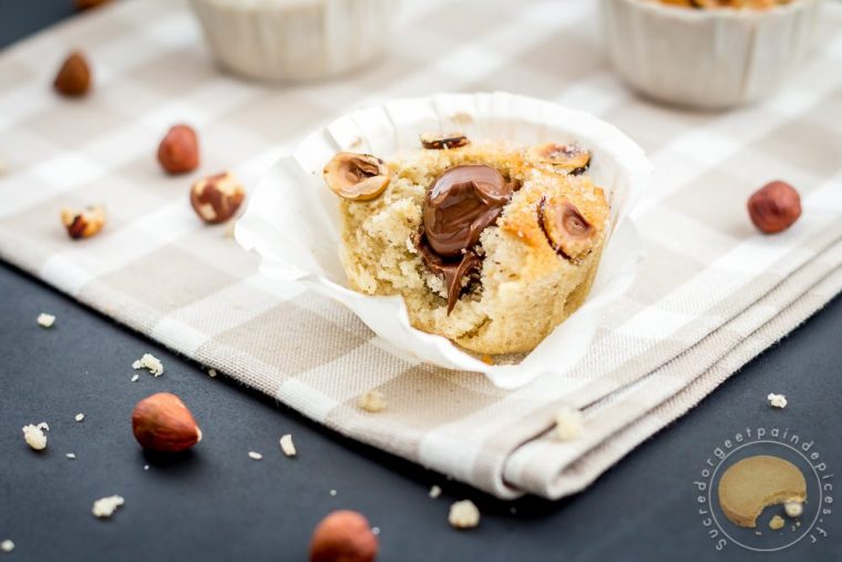 Muffins Moelleux À La Noisette Et Cœur Au Nutella – Sucre destiné Muffin Noisette Nutella