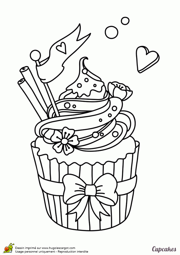 Un Cupcake Magique Avec Un Petit Drapeau Posé Au Sommet encequiconcerne Coloriage Cupcake A Imprimer