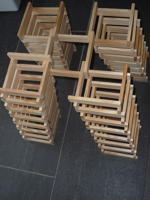 Kapla Eiffel Tower – A Photo On Flickriver dedans Modele Kapla Tour Eiffel Facile