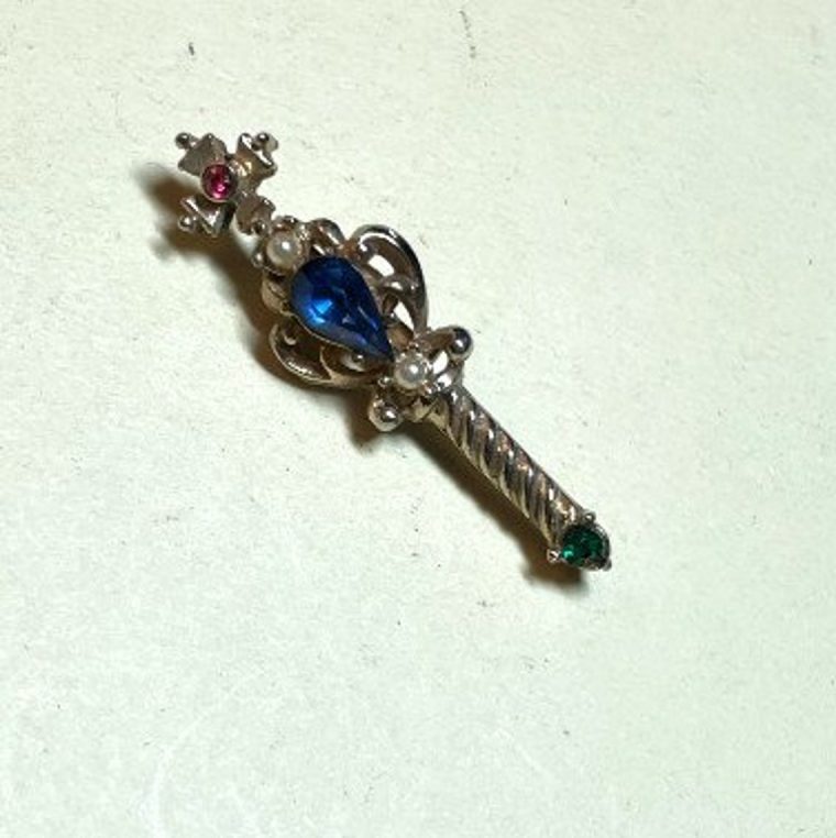 Petite Broche Sceptre Vintage Métal Goldtone Léger Avec | Etsy pour Sceptre Royal Dessin Petite Broche Sceptre Vintage Métal Goldtone Léger Avec | Etsy pour Sceptre Royal Dessin