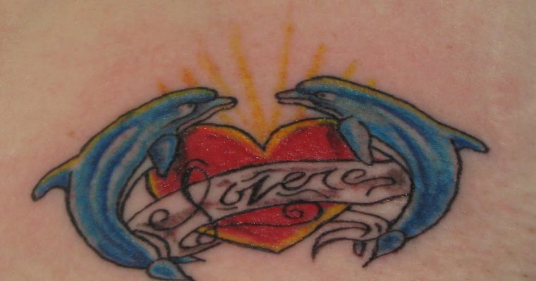Bienvenue À Tous Sur Le Blog De Boumtattoo: Dauphins+Coeur tout Dessin Dauphin Coeur Bienvenue À Tous Sur Le Blog De Boumtattoo: Dauphins+Coeur tout Dessin Dauphin Coeur