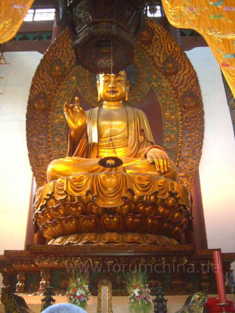 Buddhistische Tempel In China serapportantà Tempel Der Buddhisten