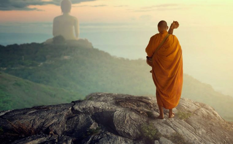 Das Land Der Tausend Tempel: Buddhistische Mönche In pour Tempel Der Buddhisten