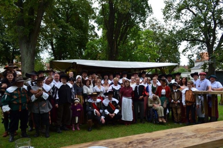 Das Sehusafest – Norddeutschlands Größtes Historienfest intérieur Mittelalterliche Kinderspiele
