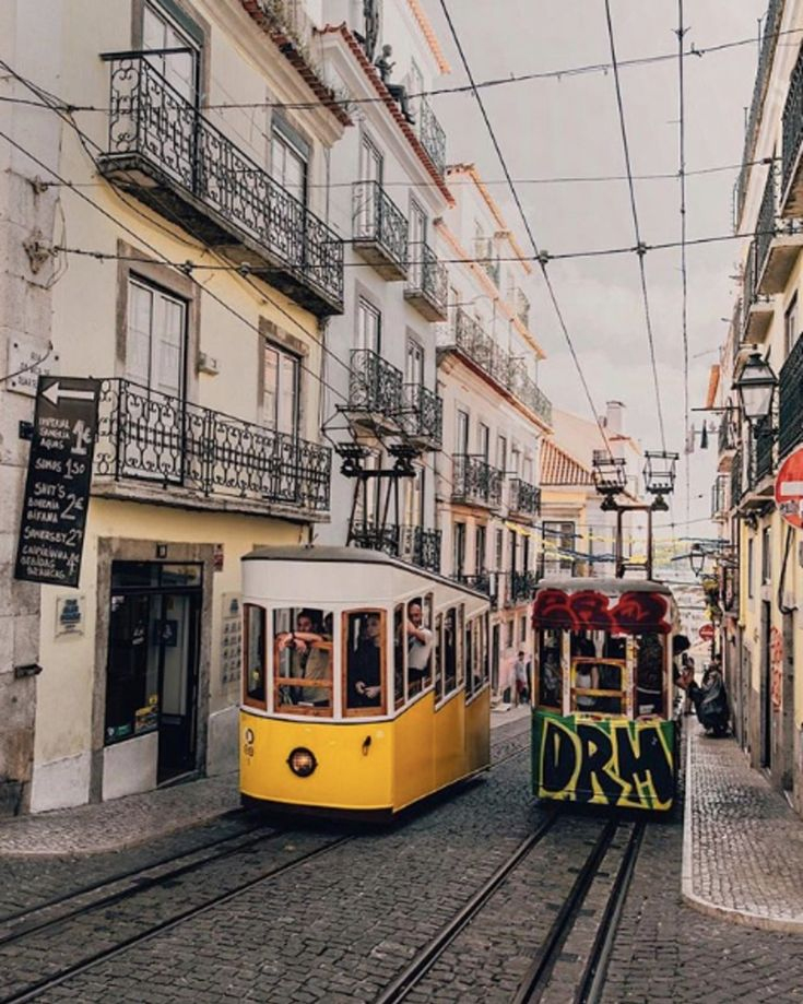 Die Straßenbahn Von Lissabon Nennt Sich Eléctricos De destiné Wahrzeichen Von Portugal