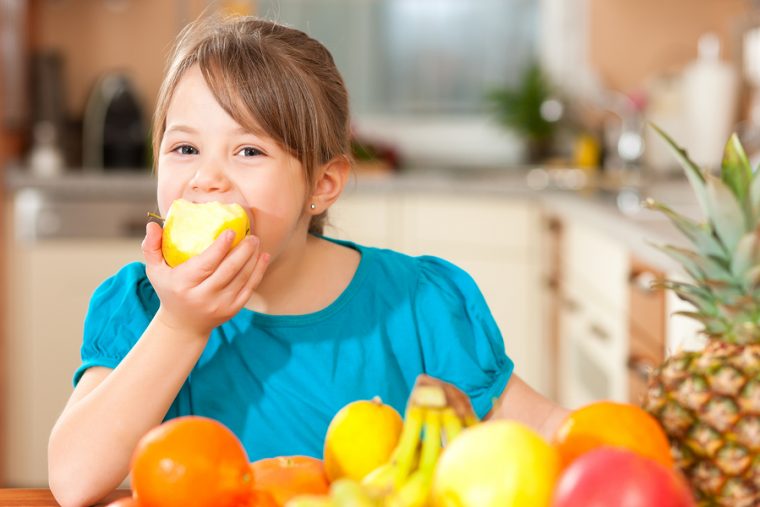 Kinderernährung – Bedeutung & Tipps Für Gesunde Ernährung! concernant Gesunde Ernährung Bei Kindern