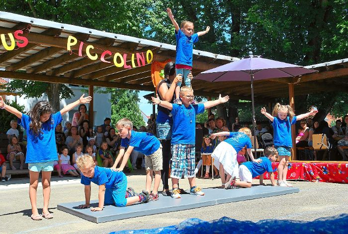 Kippenheim: Zirkus Piccolino Lässt Funke Überspringen destiné Zirkus Für Kindergartenkinder