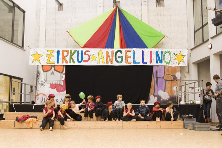 Manege Frei – Zirkusprojekt An Der Grundschule tout Zirkusprojekt Mit Kindern