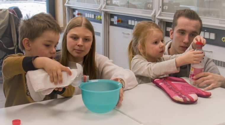 Naturwissenschaftliche Experimente Für Kinder In Der encequiconcerne Naturwissenschaftliche Experimente Im Kindergarten