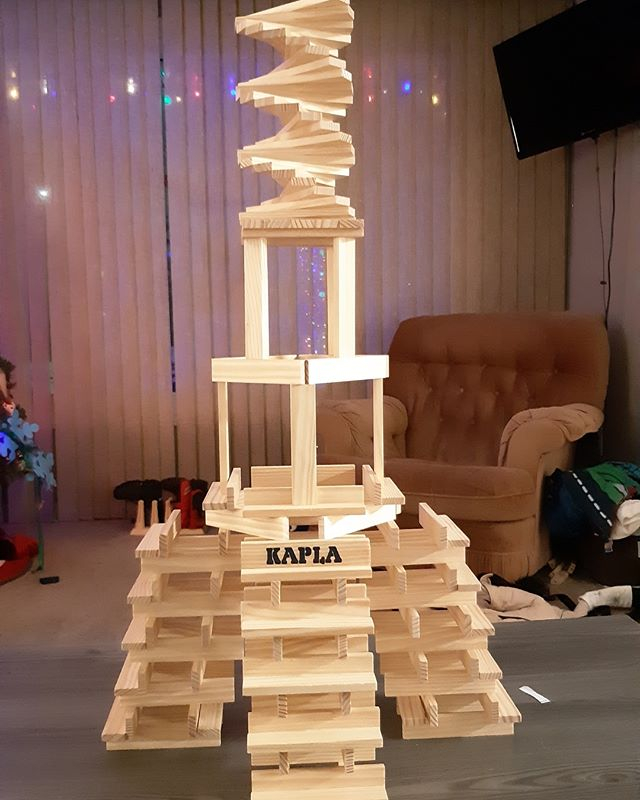 Pin Auf Kapla Towers pour Model Kapla Facile