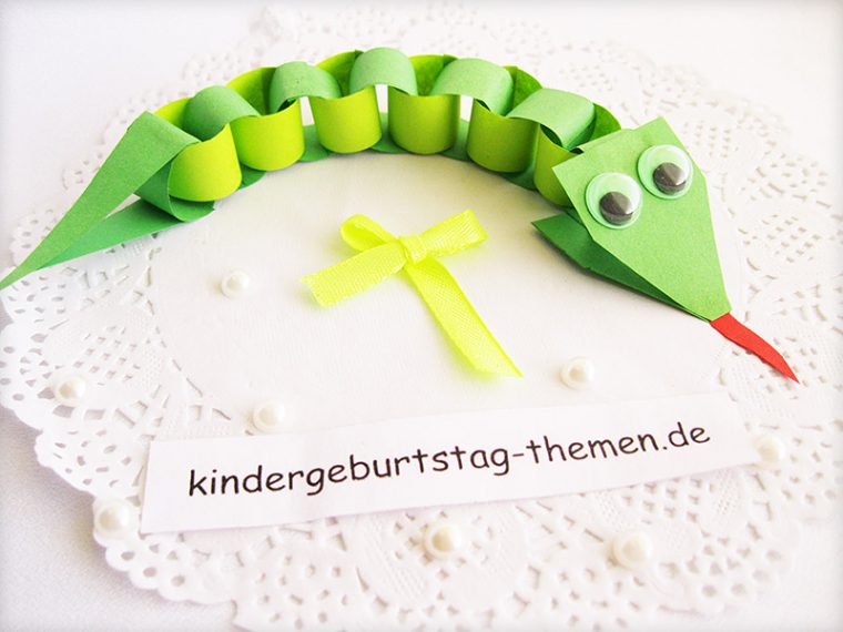 Schlange Basteln – Bastelidee Für Den Kindergarten Und Die tout Basteln Mit Kindern Papier
