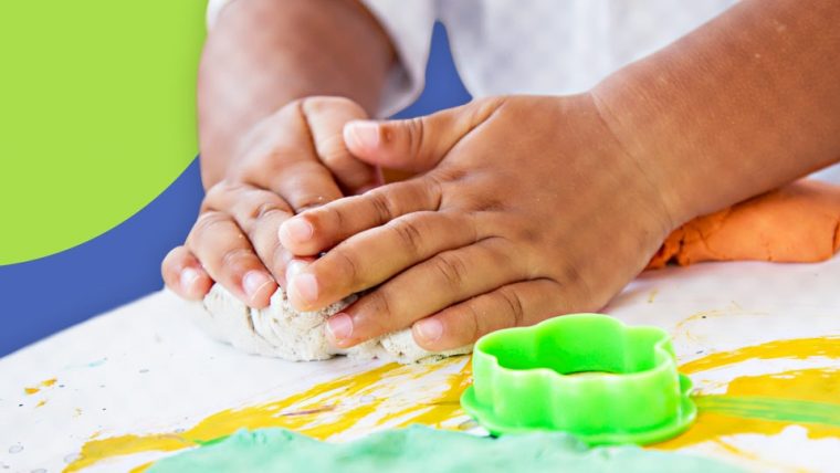 Schleim Selber Machen: 14 Einfache Rezepte – Netmoms.de pour Knete Selber Machen Rezept