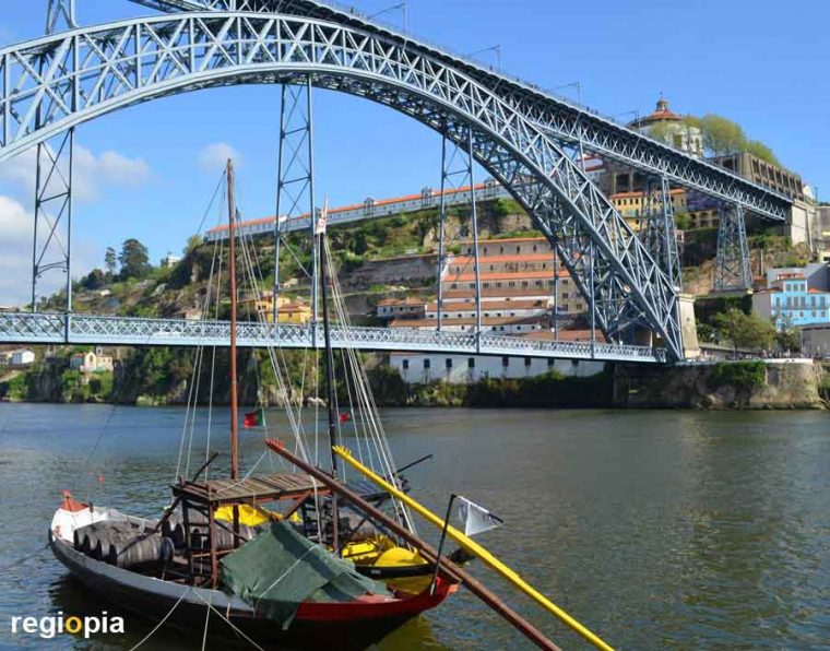 Sehenswürdigkeiten In Porto pour Wahrzeichen Von Portugal
