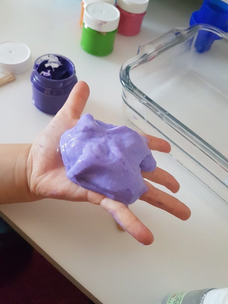 Slime Selber Machen: Schleim Aus Waschmittel & Kleber à Knete Selber Machen Rezept