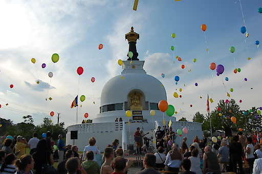 Bild: Vesakhfeier In Wien | Österreichische Buddhistische encequiconcerne Buddhistische Feste
