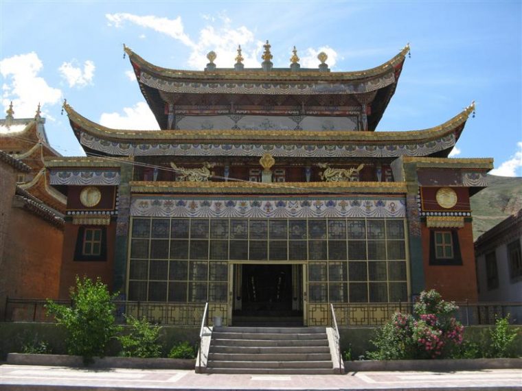 Buddhistischer Tempel – Blogabond encequiconcerne Buddistischer Tempel
