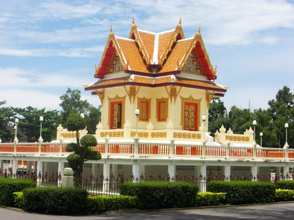 Buddhistischer_Tempel_Thailand – Coconut Sports tout Buddistischer Tempel