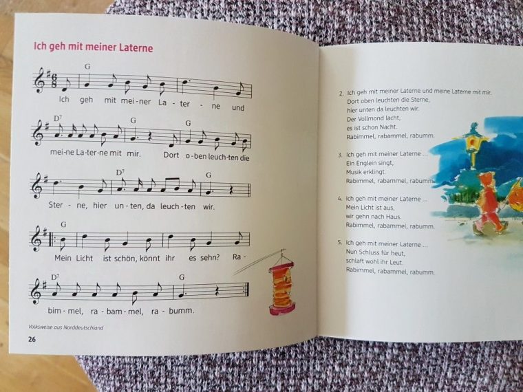 Ich Geh Mit Meiner Laterne #Lied #Kindergarten #Kita # à Ich Geh Mit Meiner Laterne Liedtext