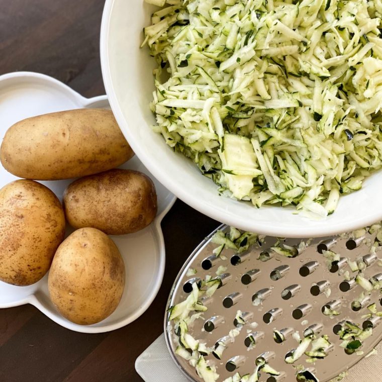 Kinderleichte Zucchini-Kroketten – Mamawahnsinnhochvier serapportantà Für Kleinkinder Kochen