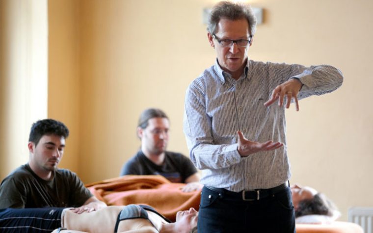 Osteopathie Ausbildung Berufsbegleitend – Inhalte, Zeiten intérieur Ausbildung Berufsbegleitend Osteopathie Ausbildung Berufsbegleitend – Inhalte, Zeiten intérieur Ausbildung Berufsbegleitend