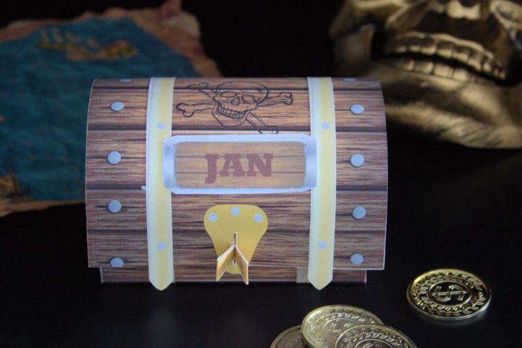 Piraten Schatztruhe ⋆ Kindergeburtstag-Planen.de dedans Piraten Basteln Kindergeburtstag