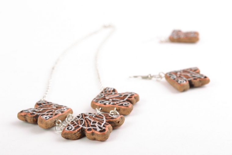 Schönes Ethno Schmuck Set Aus Ton Collier Und Ohrringe In intérieur Schmuck Aus Ton Herstellen