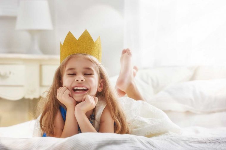 Wie Sie Eine Prinzessinnen-Krone Oder Ein Diadem Basteln à Prinzessinnen Krone Basteln