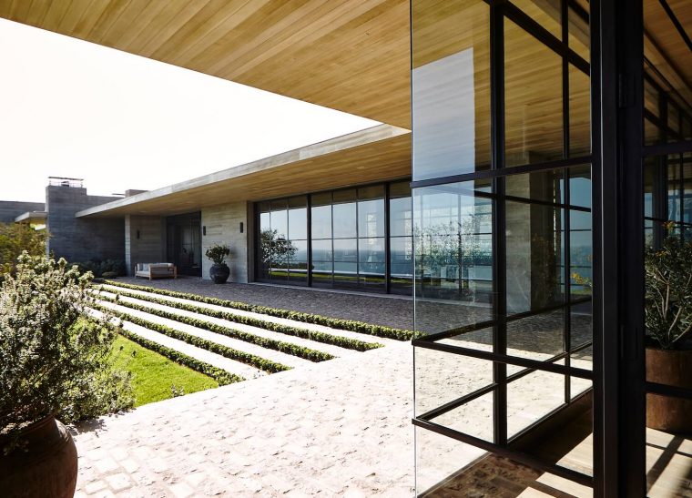 A Modern Malibu Abode | American Architecture | Est Living concernant Malibu Mansion (Fivem Convert)