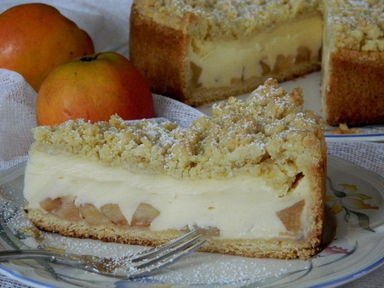 Apfelkuchen Mit Vanillecreme Und Streuseln | Rezept In pour Veganer Apfelkuchen Mit Streuseln Apfelkuchen Mit Vanillecreme Und Streuseln | Rezept In pour Veganer Apfelkuchen Mit Streuseln