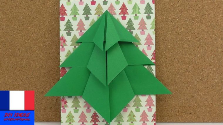Carte Sapin Origami 3D – Noël – 10 Doigts Destiné Origami destiné Origami Facile : Le Sapin De Noel (Christmas Tree Par Alexandre 7 Ans) – Bing Video