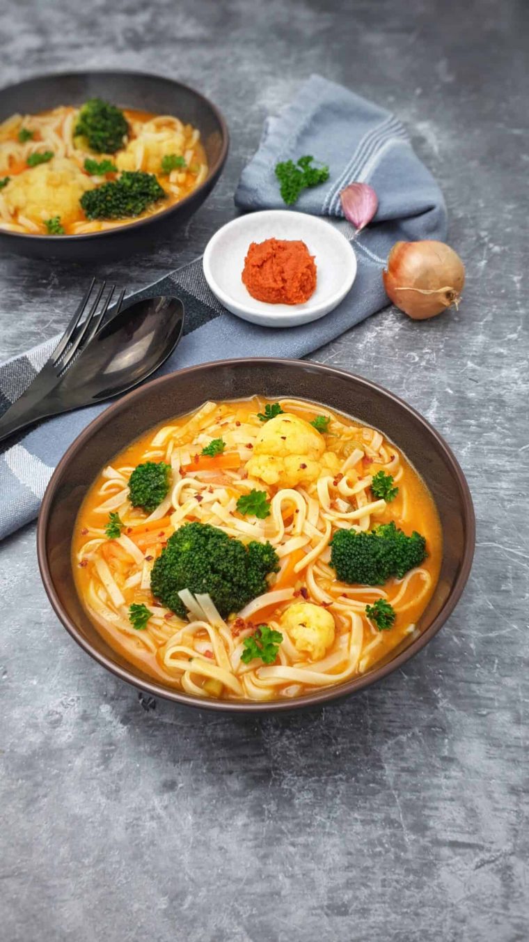 Curry-Suppe Mit Glasln | Lydiasfoodblog tout Brokkoli-Curry-Suppe Oder Broccoli-Curry-Suppe