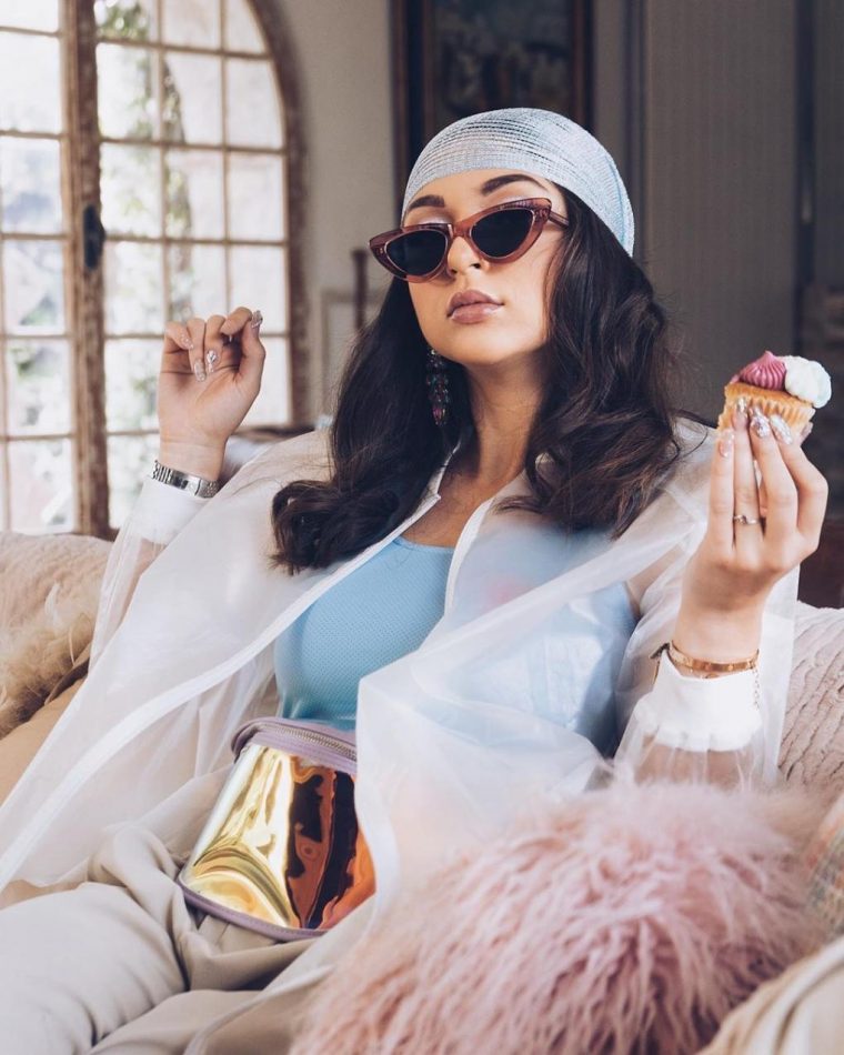 Eva : – Instagram | Melty pour Dessins A Imprimer Eva Queen